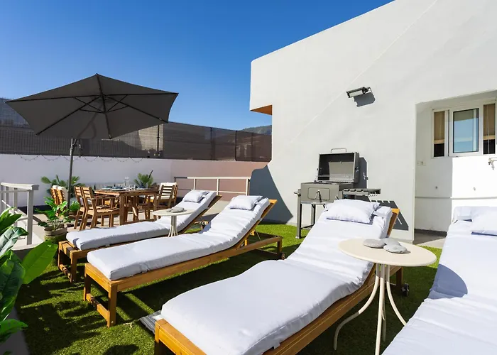 Nyaraló Live Volcanes *